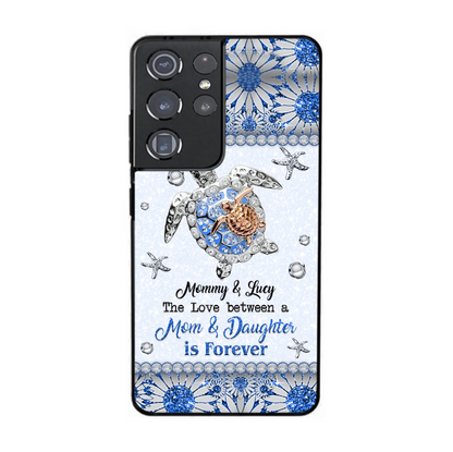 Blink Turtle Mom & Daughter, The Love between Mom & Daughter is Forever Personalized Glass Phone Case